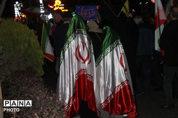 تشییع پیکر پاک جانباز سرافراز دفاع مقدس شهید حسن برزو در چهل و یکمین خروش شبانه مردم رجایی شهر کرج