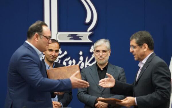 آیین بازگشایی سالن شورای دانشگاه فردوسی مشهد و امضای دو تفاهم‌نامه همکاری با شرکت‌های فناور
