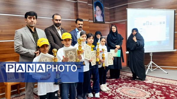 آیین گرامیداشت هفته پژوهش در شهرستان قائمشهر 