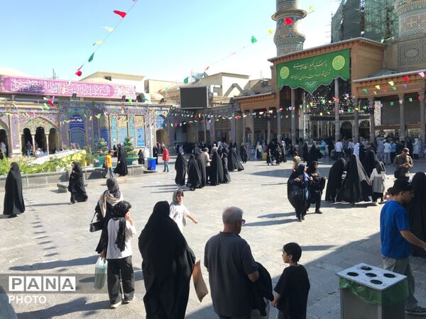 عطر میلاد در بارگاه سیدالکریم (ع)