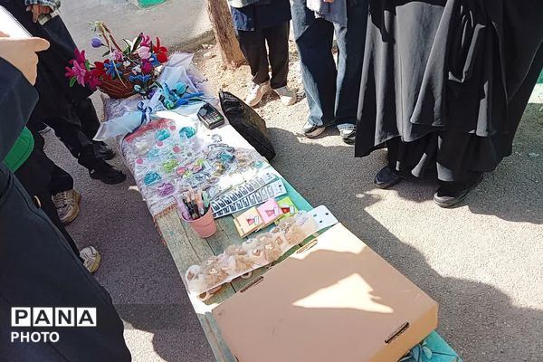 بازارچه و طرح بوم در دبیرستان حاج محمود رضوی شیراز