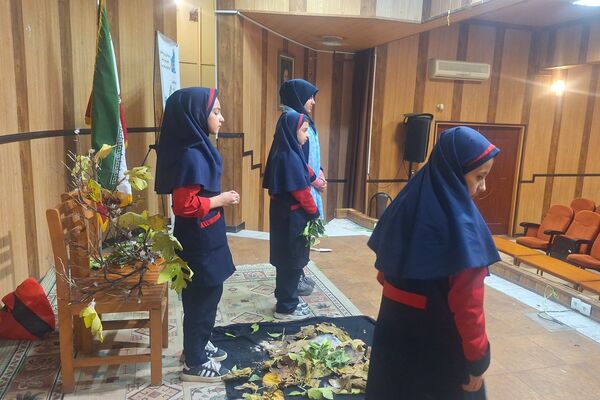ایجاد انگیزه و خلاقیت در دانش‌آموزان با اجرای تئاتر درسی 