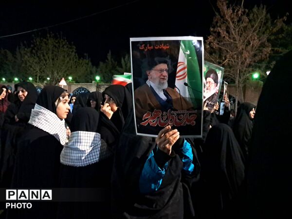 پانزدهمین شب از پرتاب موشک اتحاد؛ هر شب در کف خیابان