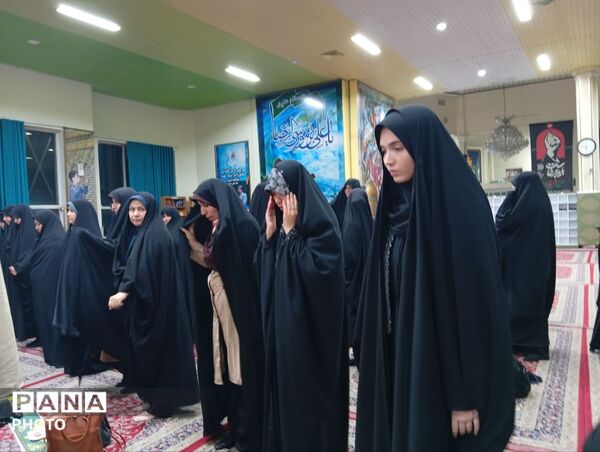 رقابت نخبگان قرآنی خراسان رضوی؛ آغاز مرحله استانی مسابقات قرآن و عترت دانش‌آموزان دختر