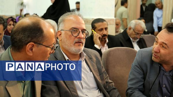 خشت گذاری ۵ پروژه‌ عمرانی منطقه ۵ آموزش و پرورش شهر تهران