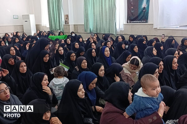 بیعت فرهنگیان شهرستان بجنورد با سومین رهبر انقلاب 