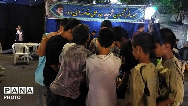 گذری بر موکب جبهه فرهنگیان نیشابور در نود و هشتمین شب از اجتماعات مردمی 