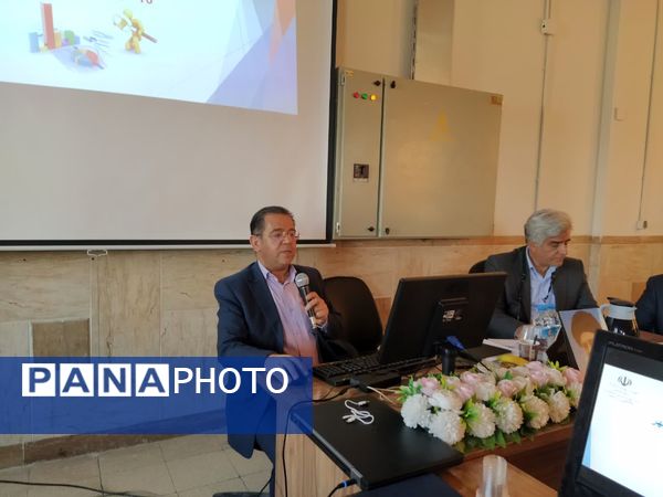  ششمین جلسه پروژه مهر ناحیه ۶ در هنرستان دارالفنون