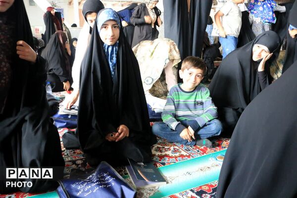اجتماع باشکوه، حضور پرشور جوانان و خدمات متنوع فرهنگی و اجتماعی در مصلای بزرگ امام خمینی (ره)
