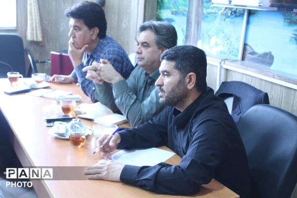 هم‌اندیشی مدیران مدارس و تشکل‌های دانش‌آموزی بجنورد