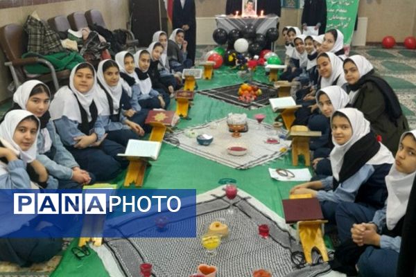 یادواره شهدا در آموزشگاه شاهد فرهنگ پیشوا