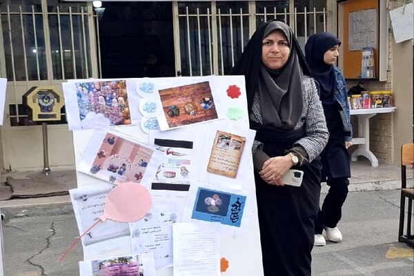برگزاری بازارچه اقتصادی در دبیرستان شاهد تکتم