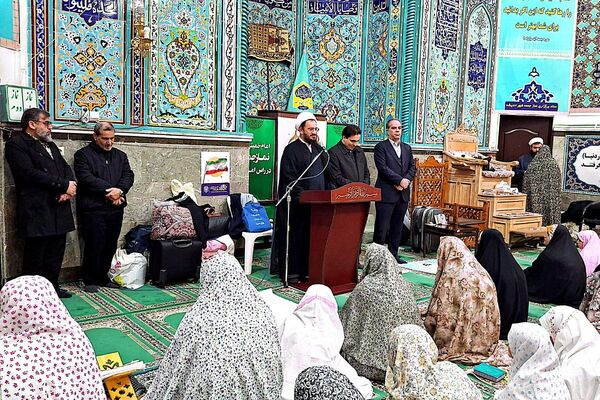 آشتی دانش‌آموزان ستایش وصابران یک  با خویشتن در خلوت اعتکاف