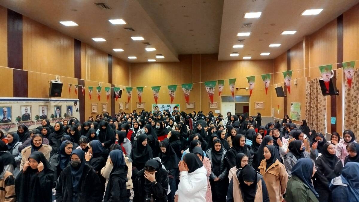 برگزاری دوره عملی آمادگی دفاعی برای دانش‌آموزان هنرستان‌های تویسرکان