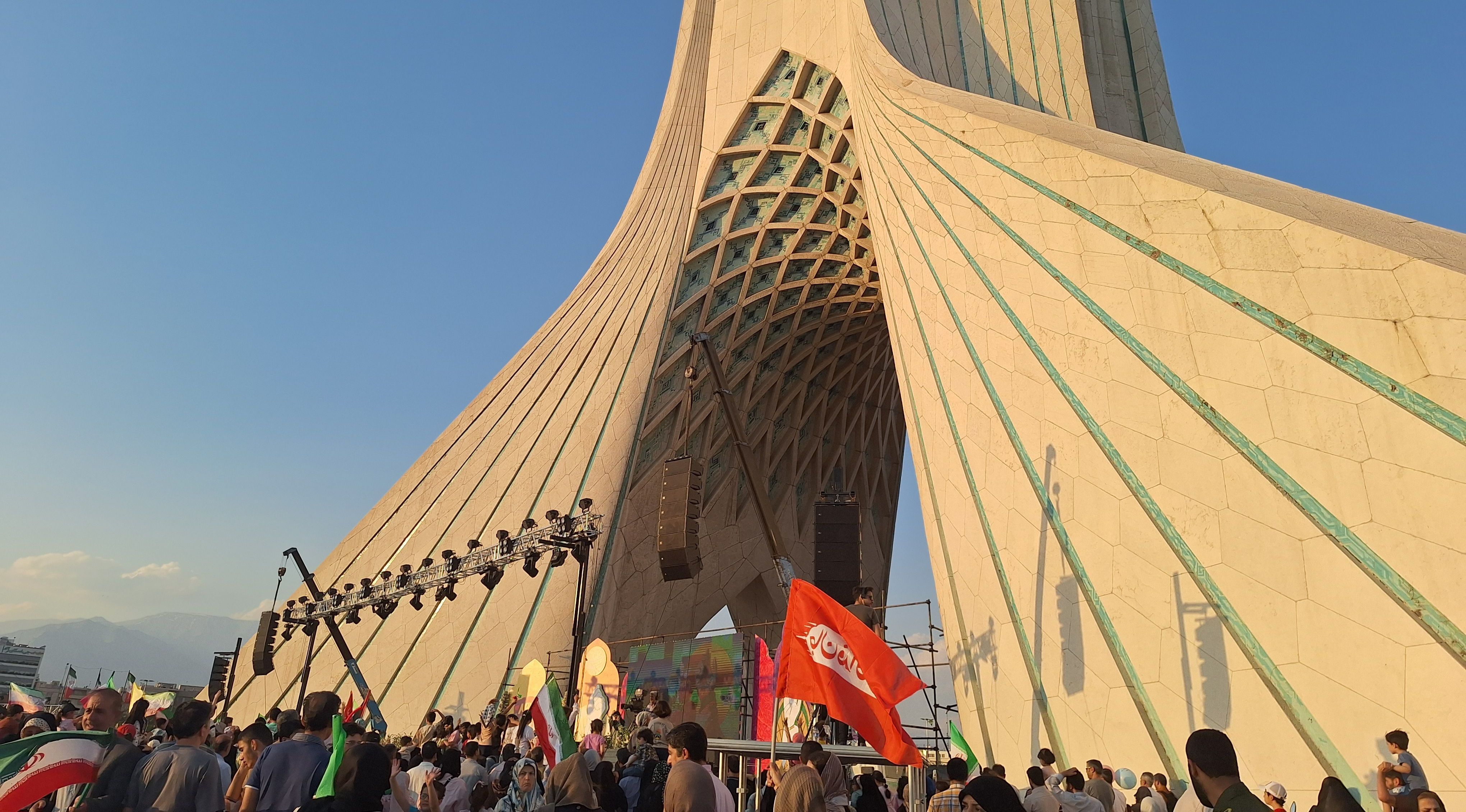 سلوک عیدانه در پهنه شهر