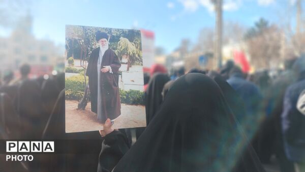 حضور پرشور البرزی‌ها در سوگواری امام خامنه‌ای(قدس‌سره) 