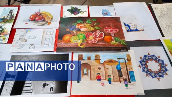  نمایشگاه آثار هنری دانش‌آموزان ناحیه یک یزد در جشنواره «فردا»