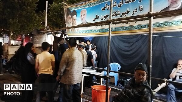 موکب شهدای روستای آهوان در نود و هشتمین شب از اجتماعات مردمی 