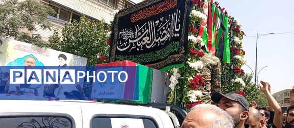 تشییع باشکوه پیکر بسیجی شهید در حمله رژیم صهیونیستی؛ مردم با فریاد مرگ بر اسرائیل وداع کردند