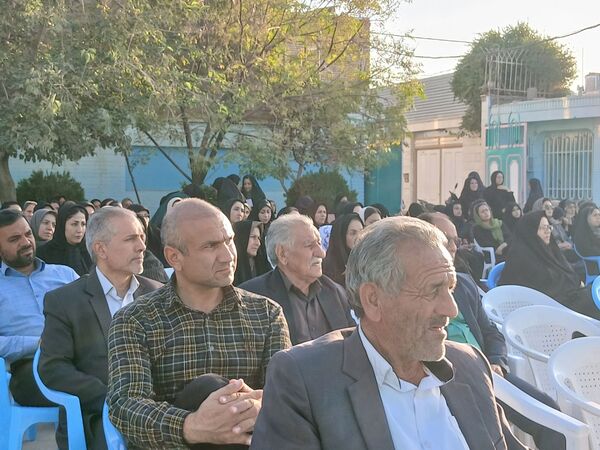  اولین مجمع انجمن اولیا و مربیان در دبیرستان فاطمیه