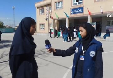  انتخابات همیار مشاور در مدرسه شاهد ریحانه