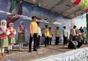 راهپیمایی یوم الله ۲۲ بهمن با حضور باشکوه و گسترده مردم 