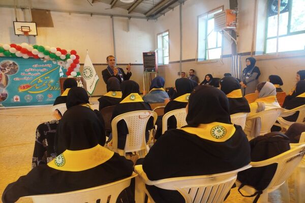 برگزاری اردوی تمشک در شهرستان فاروج 