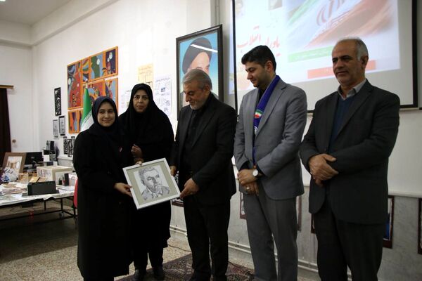همایش «یاوران انقلاب» پیشتازان هنرستان شهریار تبریز