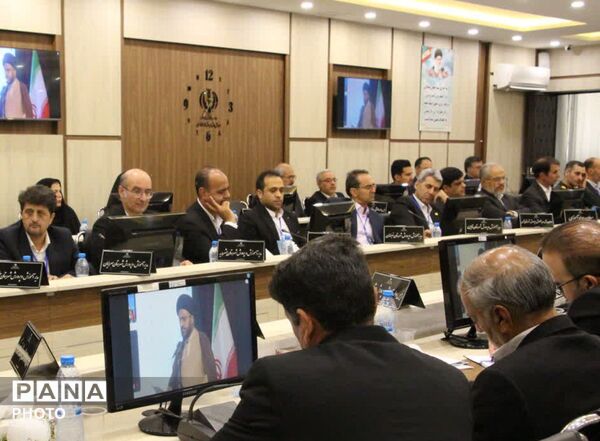 روز اول اجلاس روسا و مدیران آموزش و پرورش در خراسان جنوبی