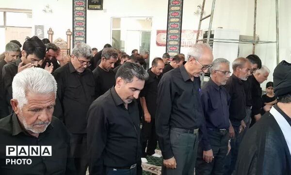 عزاداری واقامه نماز ظهر تاسوعای حسینی در مسجد غریب فدافن
