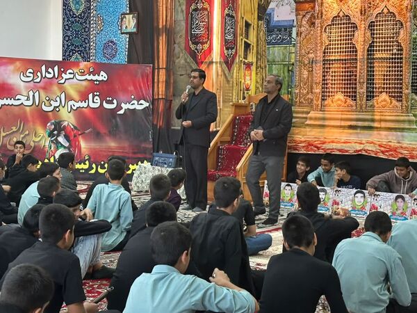 برپایی هیئت عزاداری دانش‌آموزی «قاسم ابن الحسن(ع)» در دبیرستان رئیس‌زاده خلیل‌آباد
