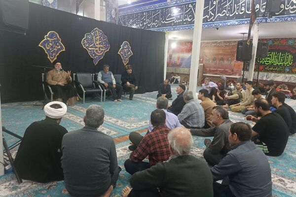 مراسم معنوی اعتکاف در مسجد اعظم حضرت ابوالفضل (ع) بهارستان دو