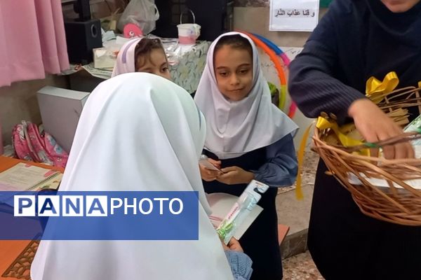 هفته‌ای به رنگ سلامت در آموزشگاه شاهد فرهنگ