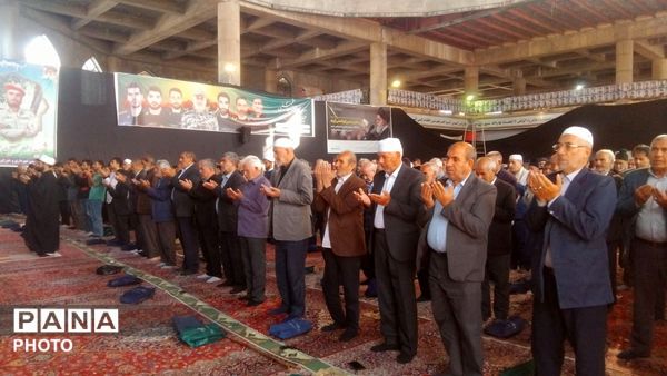 نورآباد میزبان نماز باشکوه عید قربان با حضور مردم