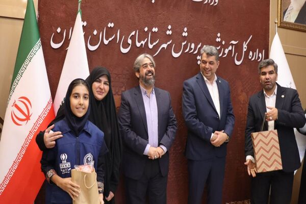 نشست صمیمی فعالین رسانه ای دانش‌آموزان با مدیرعامل خبرگزاری پانا