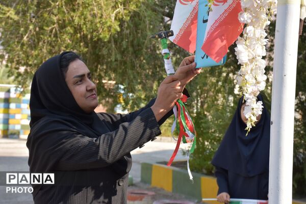بوی ماه مهر در دبیرستان شبانه‌روزی نجمیه حاجی‌آباد پیچید