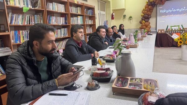 جلسه شورای سلامت شهرداری منطقه ۱۱ مشهد در دبستان دخترانه فرهنگیان ۲