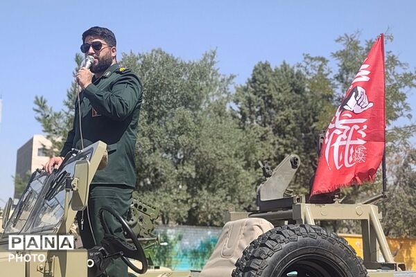 میزبانی مدرسه یاسر از شهید گمنام