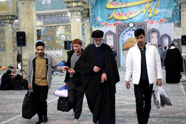 نخستین روز اعتکاف دانش‌آموزی در مساجد قم