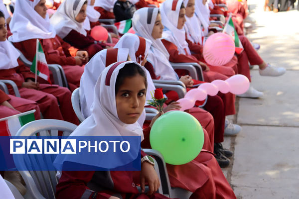 شکفتن لاله‌های دانش در دبستان حضرت رقیه کوهدشت؛ آغاز سال تحصیلی با شمیم ایثار و مقاومت