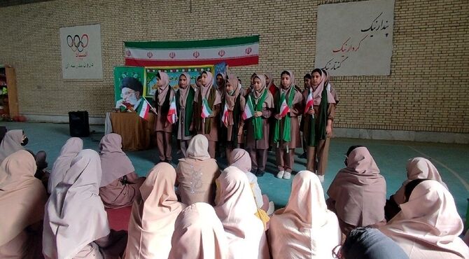 جشن «ایرانمون» در مدرسه فروغ رضوان 