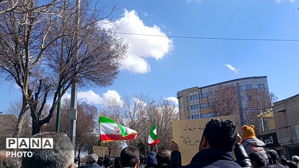 برگزاری بیعت مردم شهرکرد با فرمانده کل قوا
