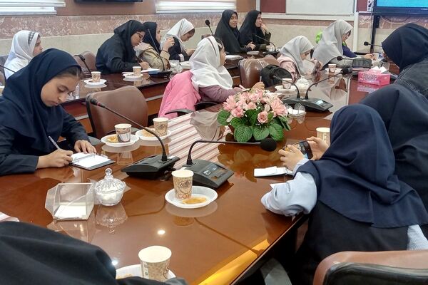 جلسه آموزش خبرنگاری در شهرستان رباط‌کریم
