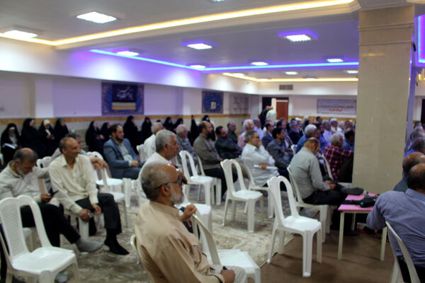 گردهمایی معلمان پیشکسوت استان قم