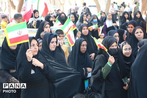 رزمایش 2 هزار و 500 نفری جانفدایان در فهرج 