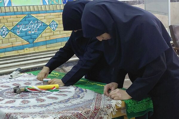  مراسم ولادت دخت نبوت بانوی دو عالم همسر ولایت توسط دانش‌آموزان انجمن اسلامی فیروزکوه