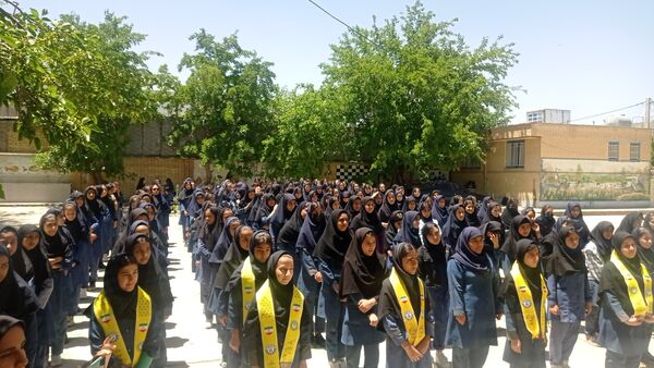 بازدید تشکیلاتی سازمان دانش‌آموزی از مدارس دخترانه شاهد و بنت‌الهدی سرآبتاوه