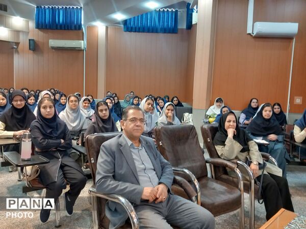 جشن جوانه ها در دبیرستان دوره اول آرمینه مصلی نژاد ناحیه ۶