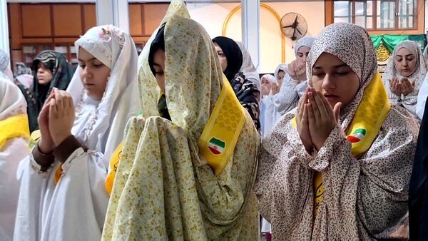روز دوم دلدادگی دختران نوجوان و جوان البرزی