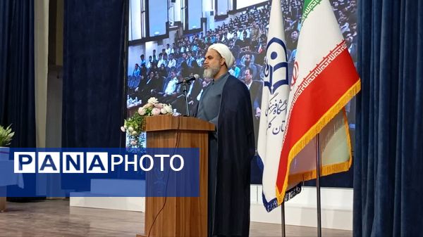 آیین استقبال از نودانشجو معلمان دانشگاه فرهنگیان 